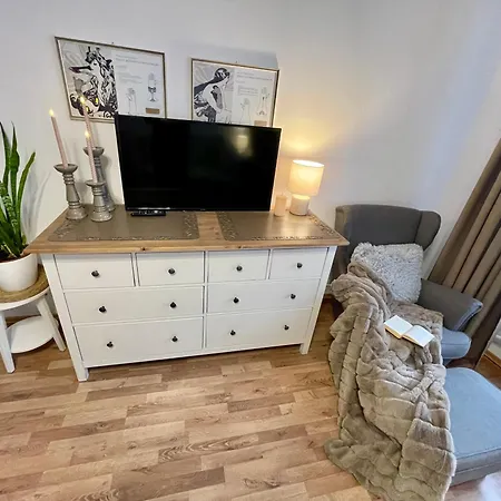 Апартаменти Modern Gem In Riga's Old Town *